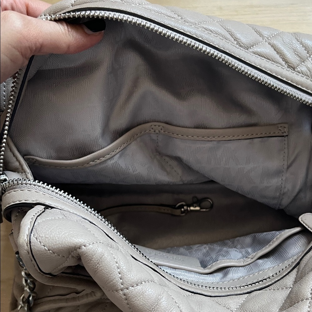 Michael Kors Quilted Shoulder Bag in Taupe Leather - Picture 8 of 9